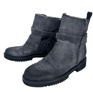 Vince Claudia Gray Suede Shearling‎ Lined Strap Closure Ankle Boots Size 7.5